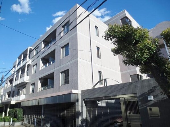 ローレルフラットの物件外観写真